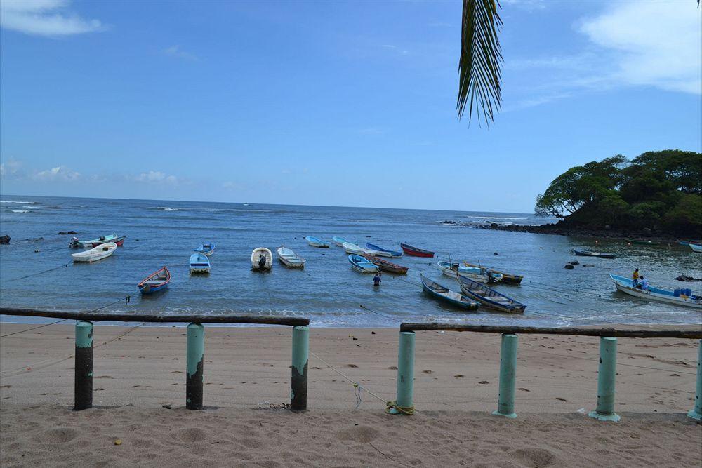 Hotel Los Cobanos Village Lodge Exterior photo