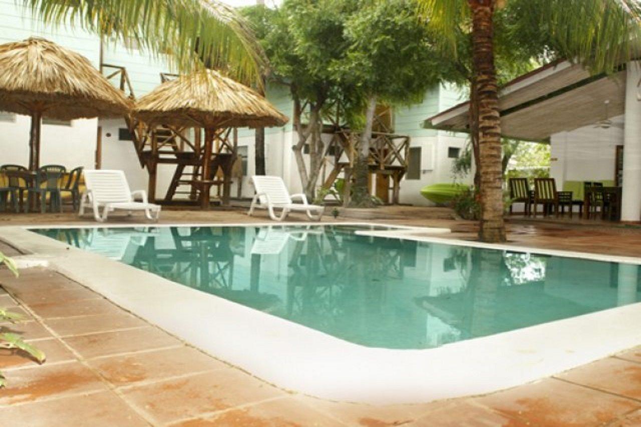 Hotel Los Cobanos Village Lodge Exterior photo