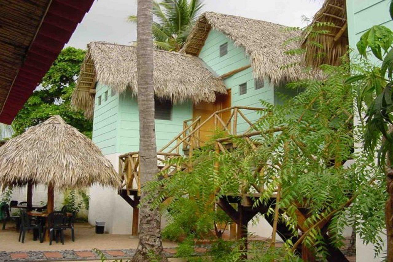 Hotel Los Cobanos Village Lodge Exterior photo