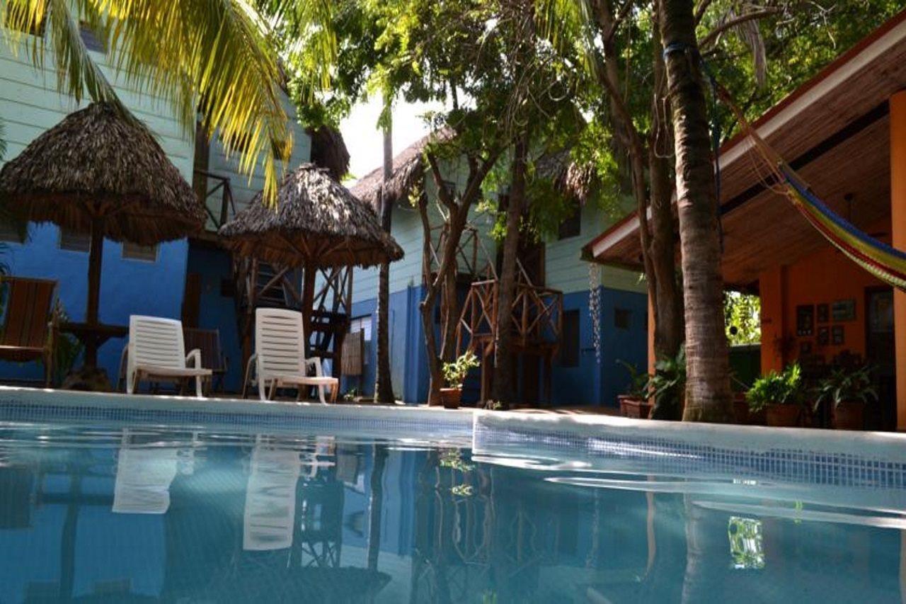 Hotel Los Cobanos Village Lodge Exterior photo