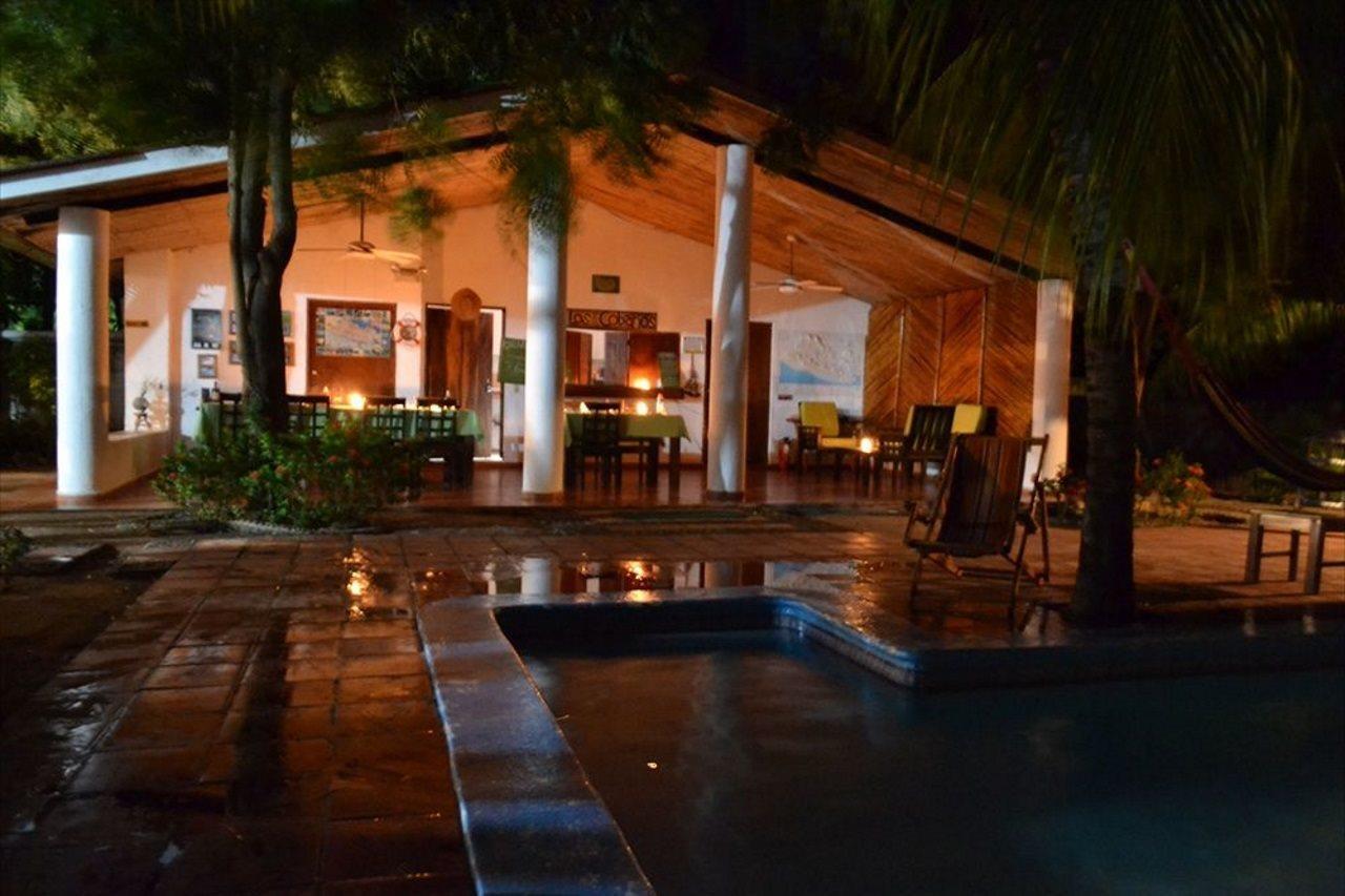 Hotel Los Cobanos Village Lodge Exterior photo